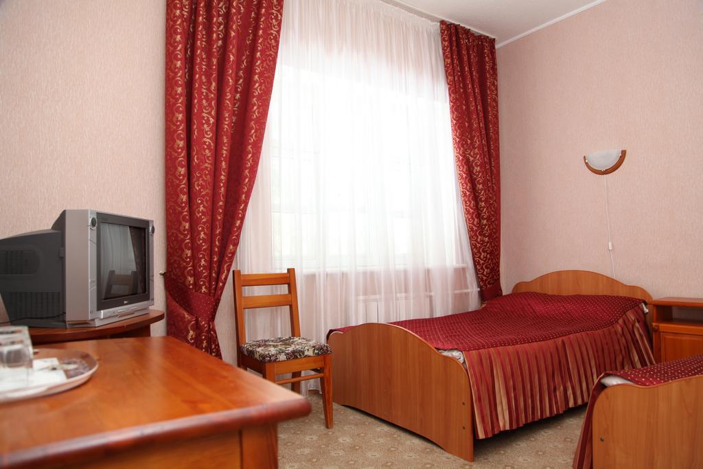Hotel In Votchina Deda Moroza Velikiy Ustyug Room photo